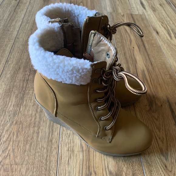 Ardene Boots - Picture 3 of 4